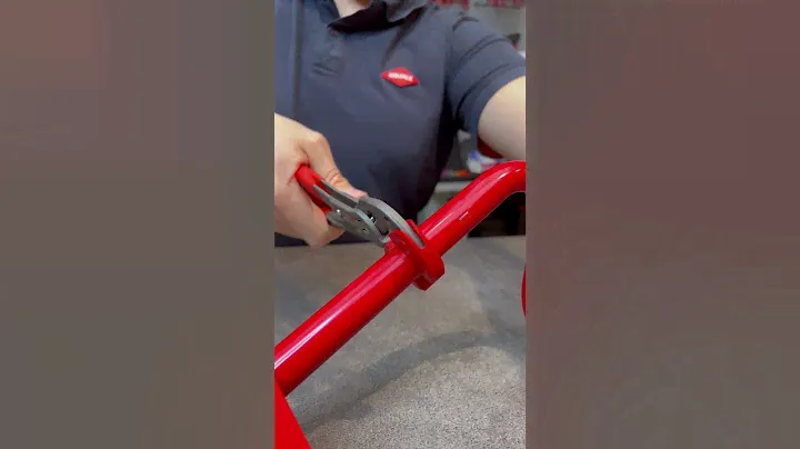 Handle Fragile Objects Safely with KNIPEX Cobra® Protective Jaws