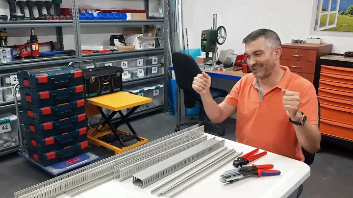 Knipex 95 02 21 and 90 61 20 - special tools for wire ducts.