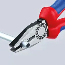 Пассатижи комбинированные 180мм KN-0302180 KNIPEX