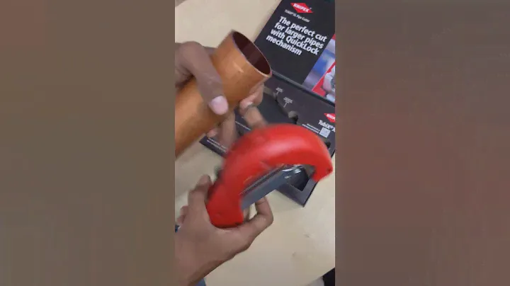 KNIPEX TUBIX PIPE CUTTER