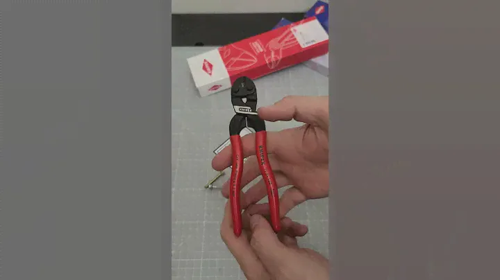 The Ultimate Mini Bolt Cutters